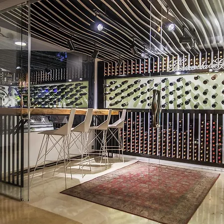 Essence Boutique By Don Paquito 4* توريمولينوس