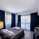 Essence Boutique 4*