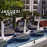 Essence Boutique Hotel 4*