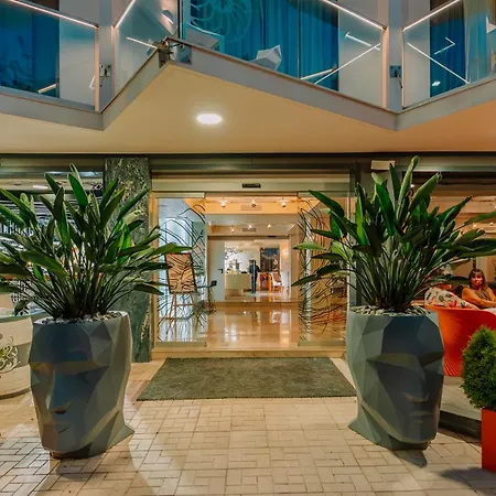 Отель Essence Boutique 4*