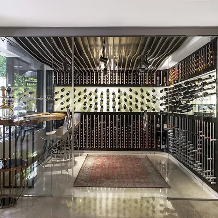 Hotel Essence Boutique 4*