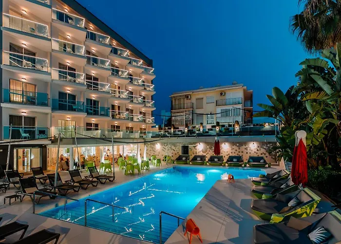 Essence Boutique Торремолинос