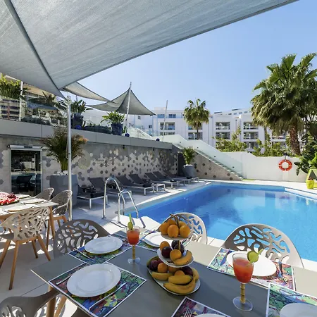 Essence Boutique 4* توريمولينوس