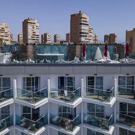 Essence Boutique فندق توريمولينوس