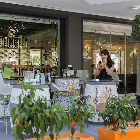 Essence Boutique فندق