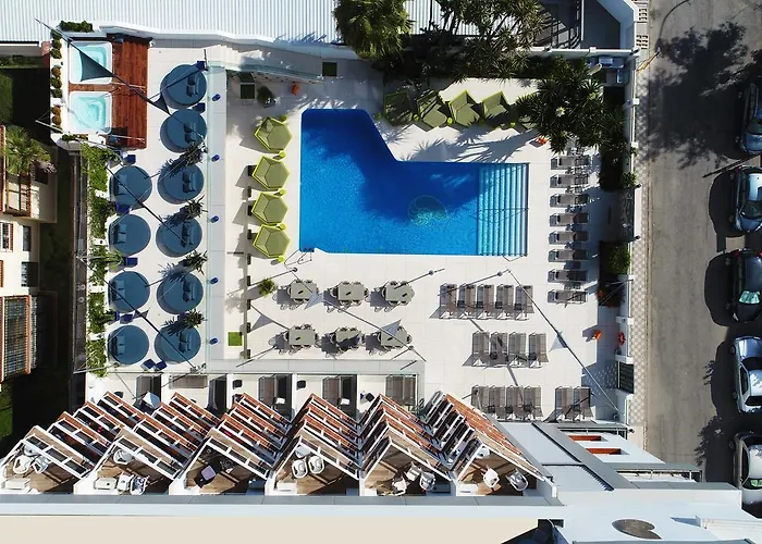 Essence Boutique Szálloda Torremolinos