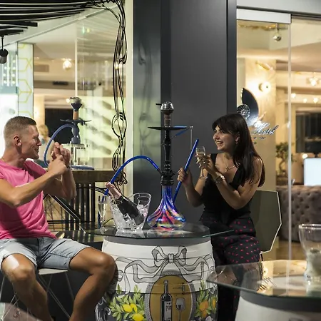 Ξενοδοχείο Essence Boutique Τορρεμολίνος