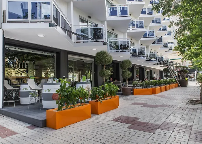 Hotel Essence Boutique 4*